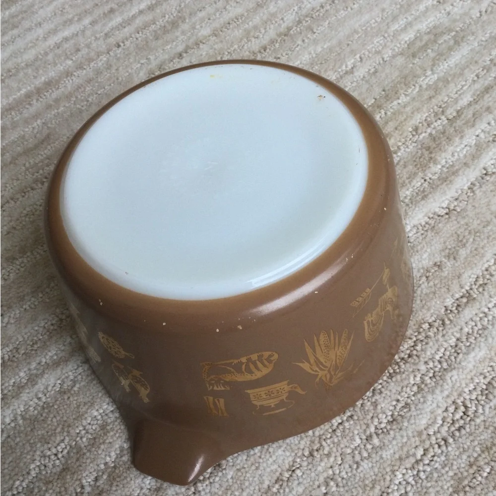 Cinderella Mixing Bowl Early American by PYREX # 473 7 1 Quart Vintage